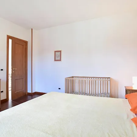 Holiday home 4 Bedroom Cozy In