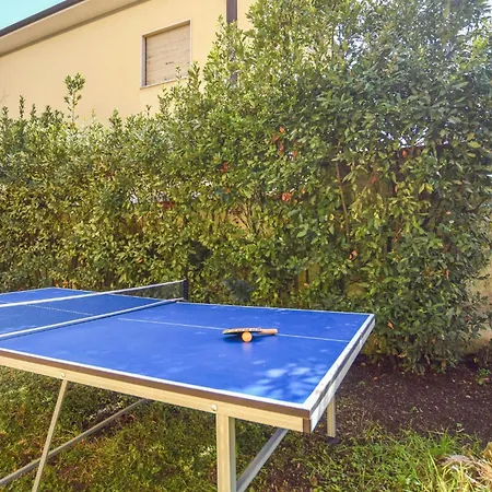 4 Bedroom Cozy In * Lido di Camaiore